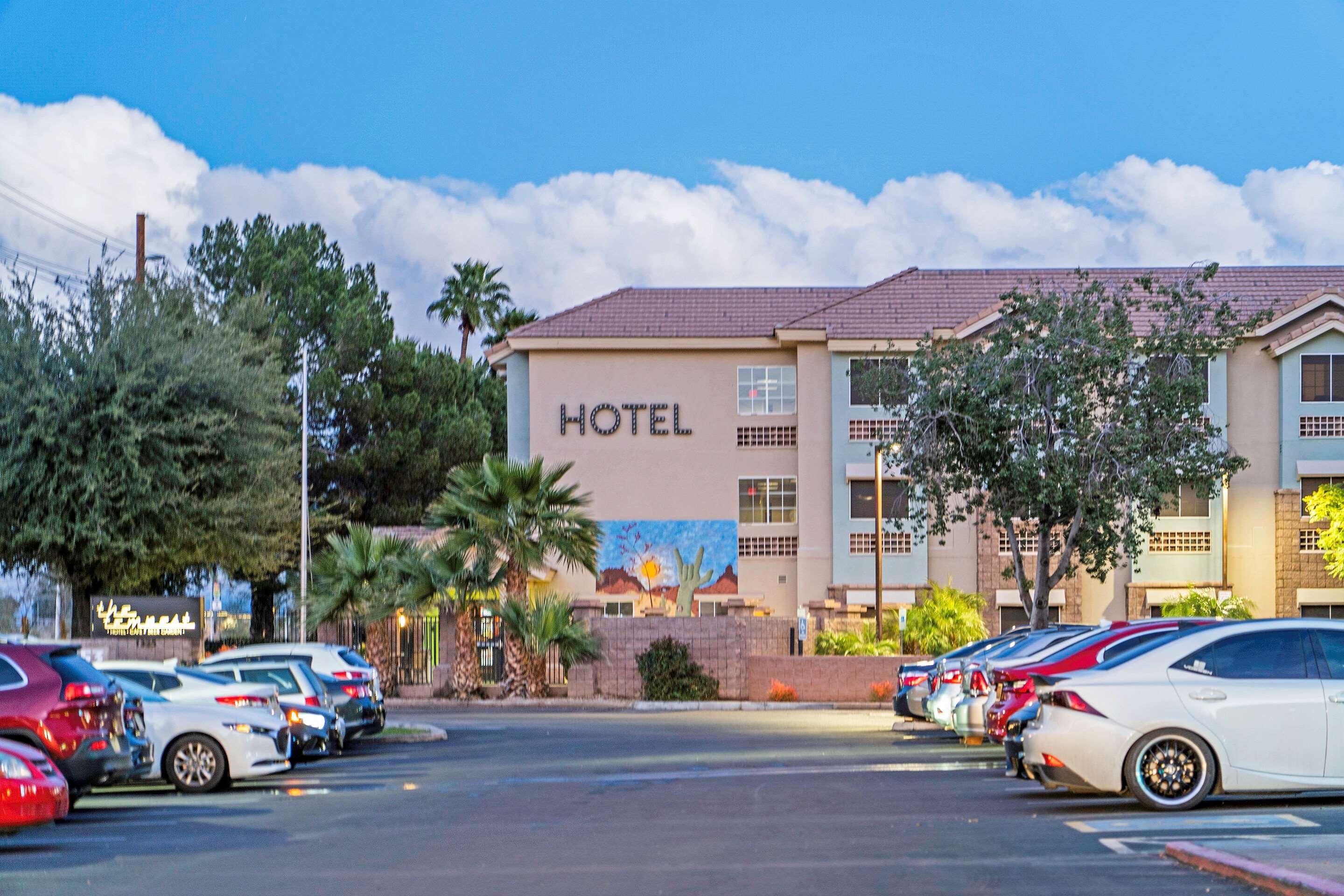 La Quinta Inn & Suites By Wyndham Tempe University, Phoenix מראה חיצוני תמונה