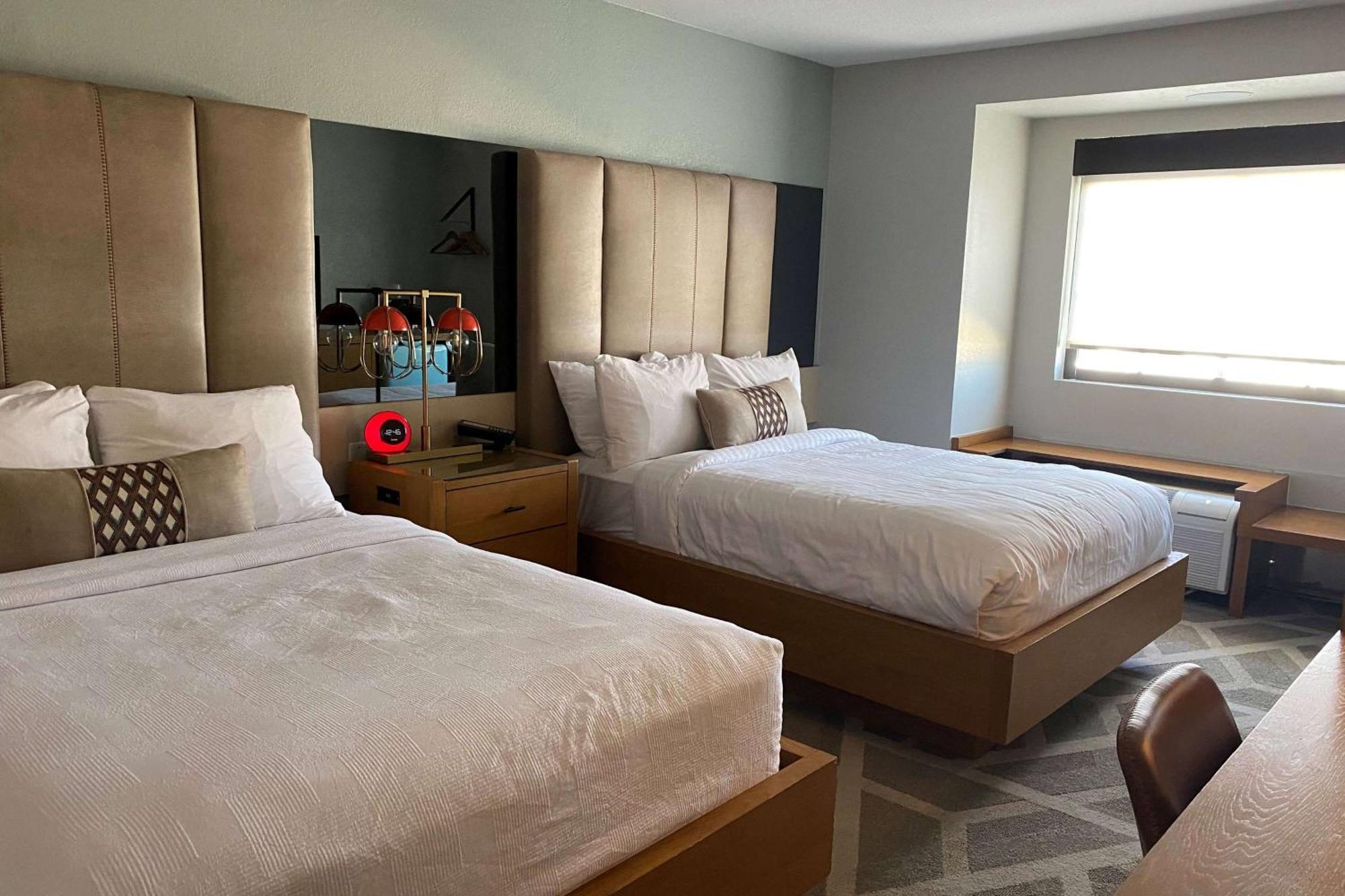 La Quinta Inn & Suites By Wyndham Tempe University, Phoenix מראה חיצוני תמונה